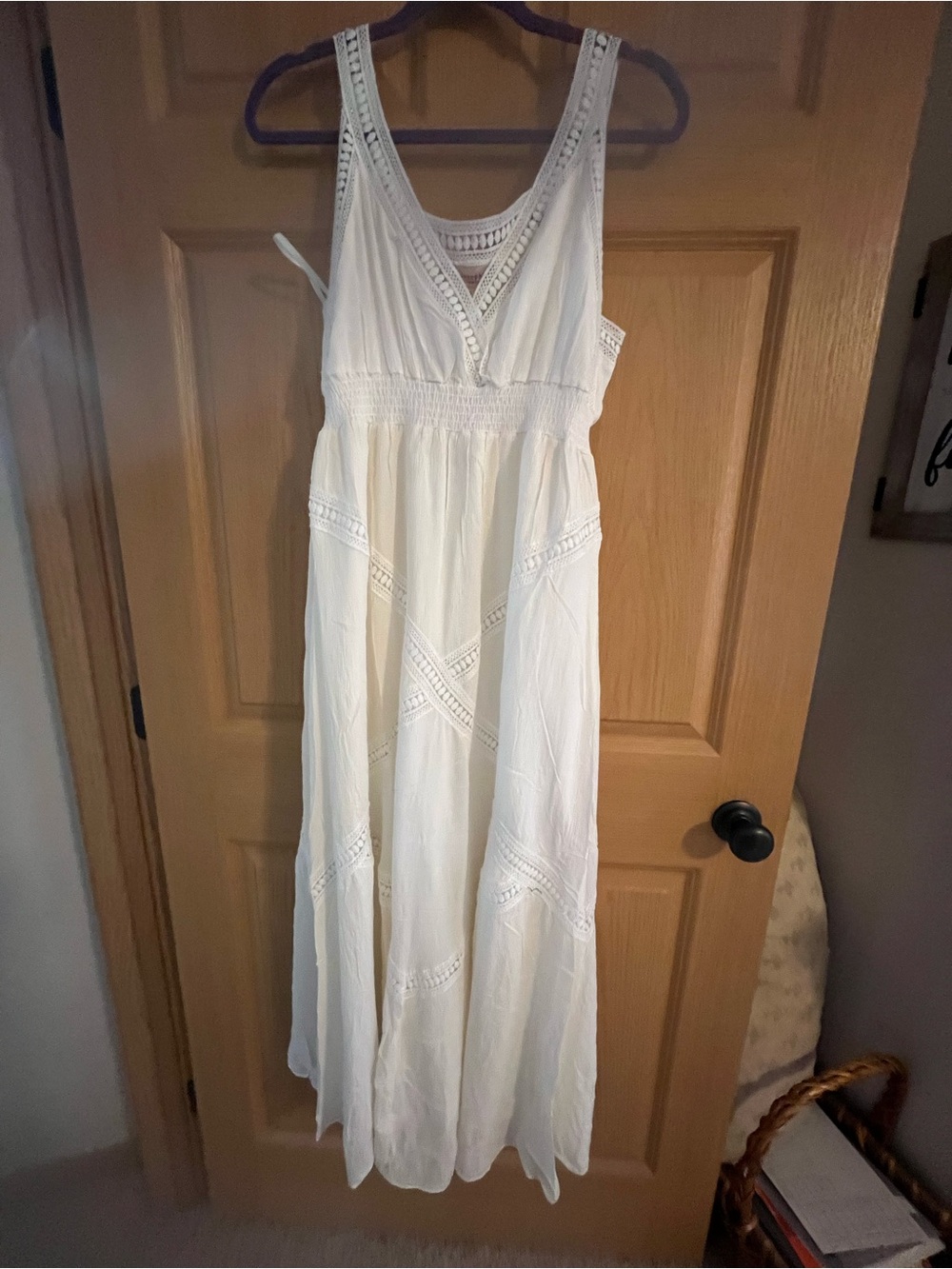 NWT Philosophy Cream V-Neck Maxi Dress with Lace Insets MSRP $138